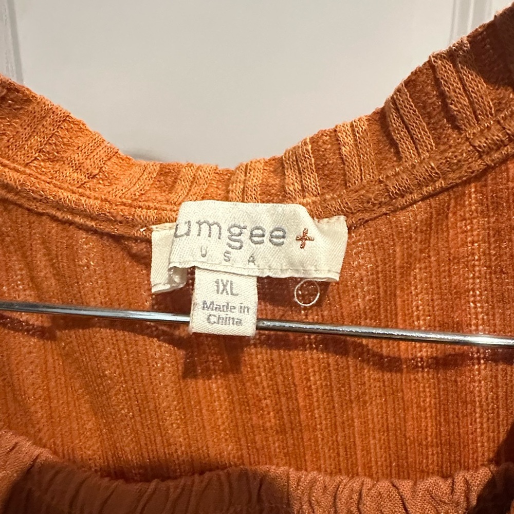 Umgee Rust Ribbed Set - Picture 2 of 2